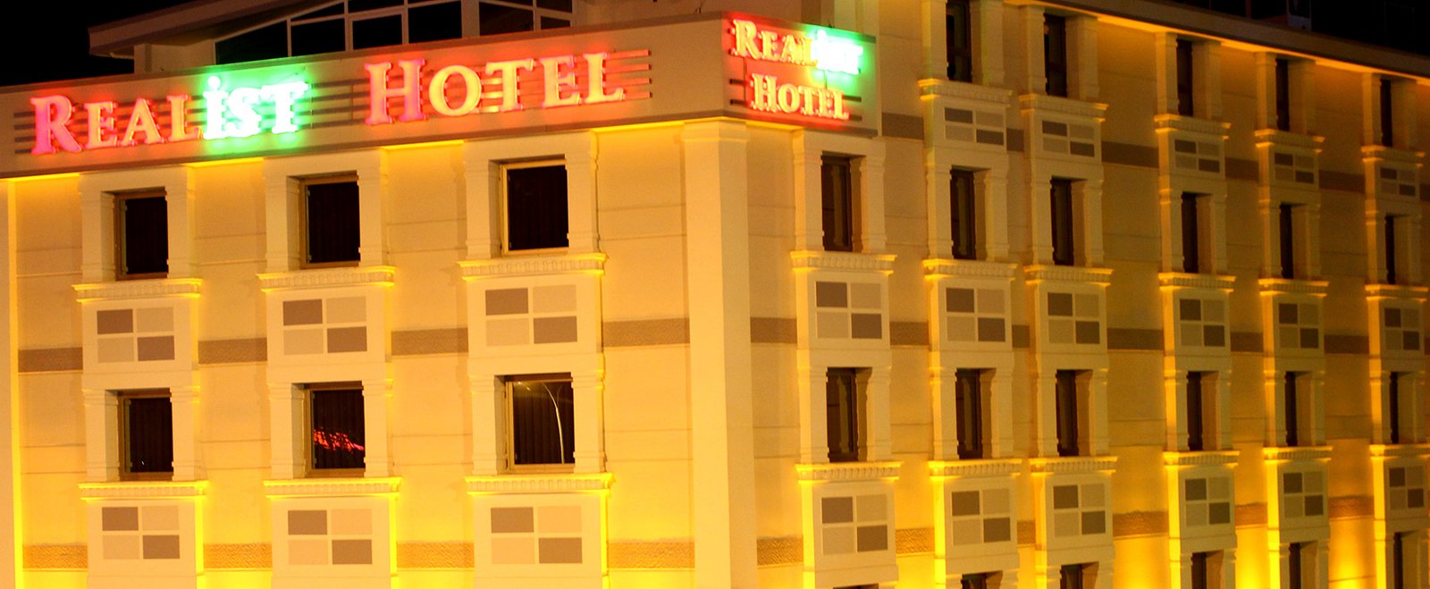 slide-hotel-2